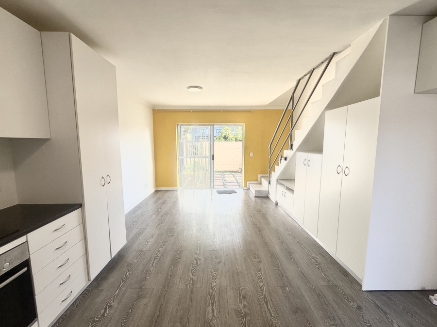 2 Bedroom Property for Sale in Parklands Western Cape